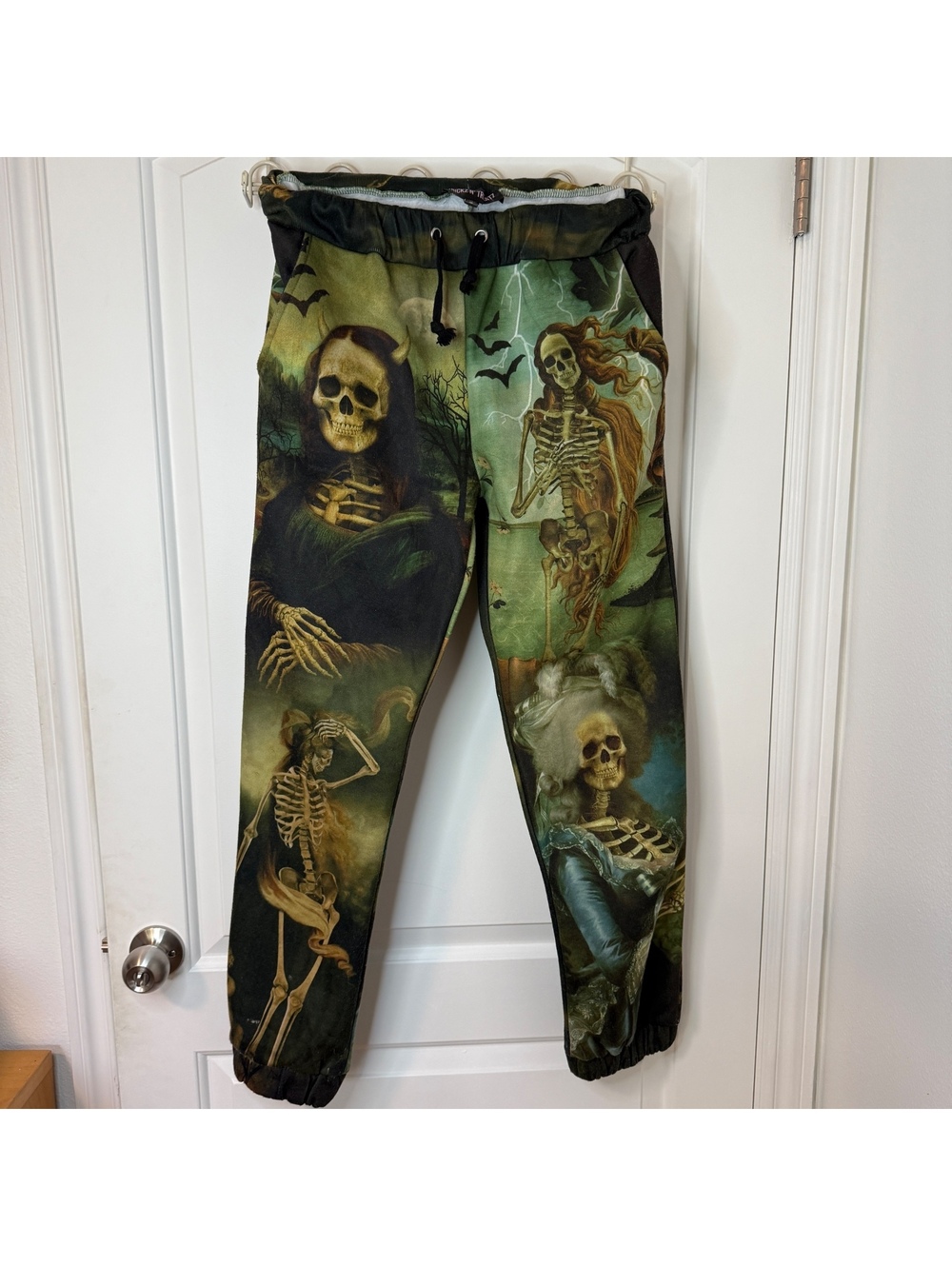 Dolls Kill Trickz N Treatz Cursed Image Skeleton Jogger Sweatpants size Small